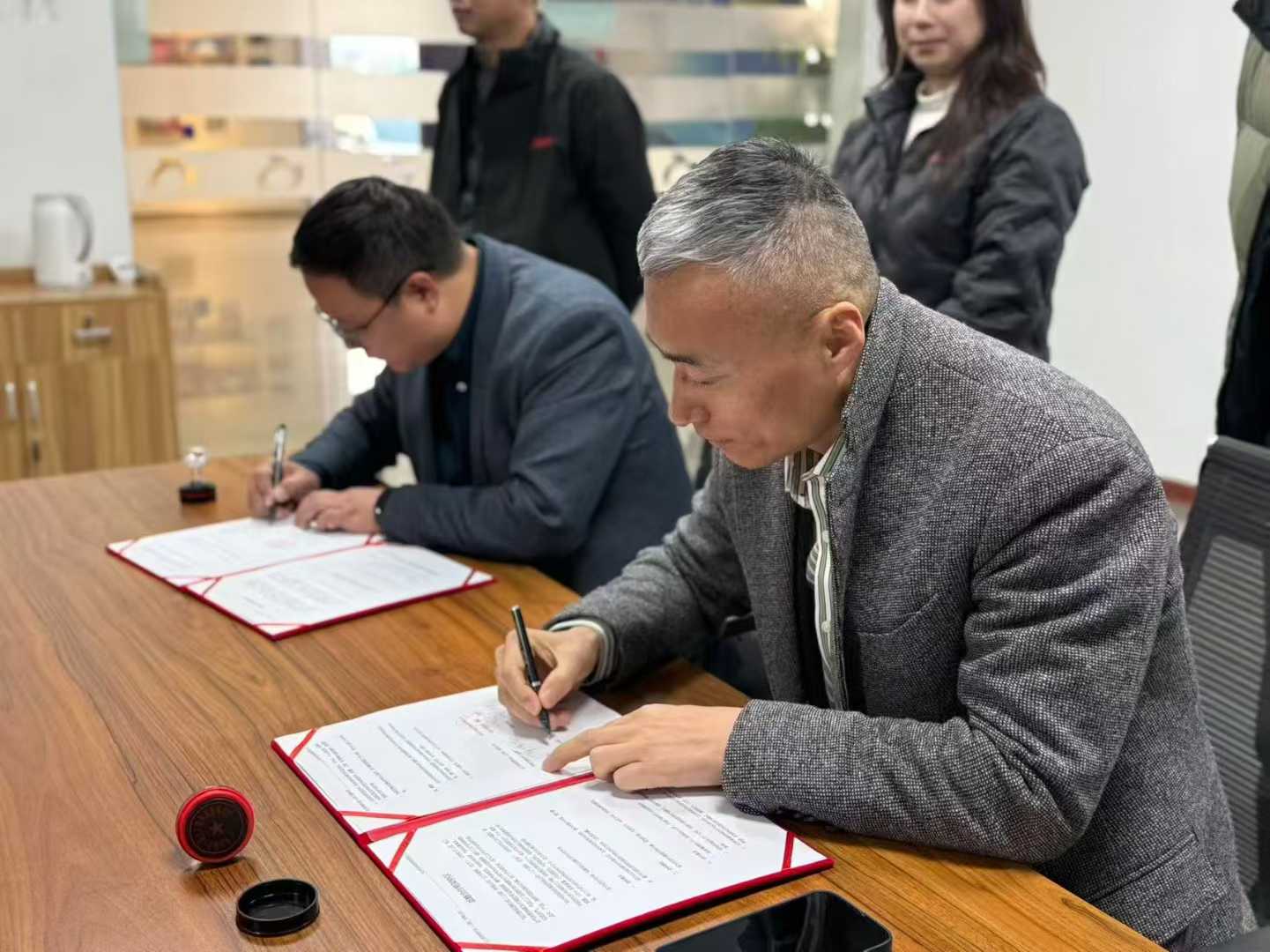 Nuzhuo Group и SCGC Group начали стратегическое сотрудничество